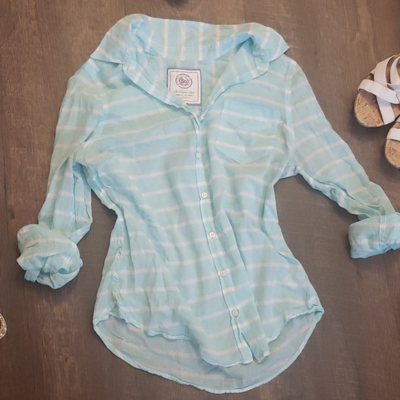 SO Tops - 3/$15 Sheer so botton down
